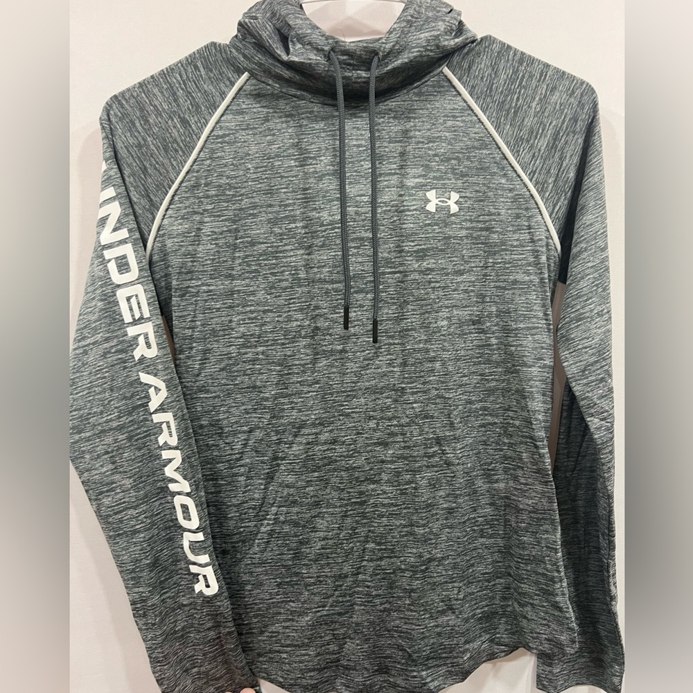 Gently used Women’s XS Under Armour gray hoodie